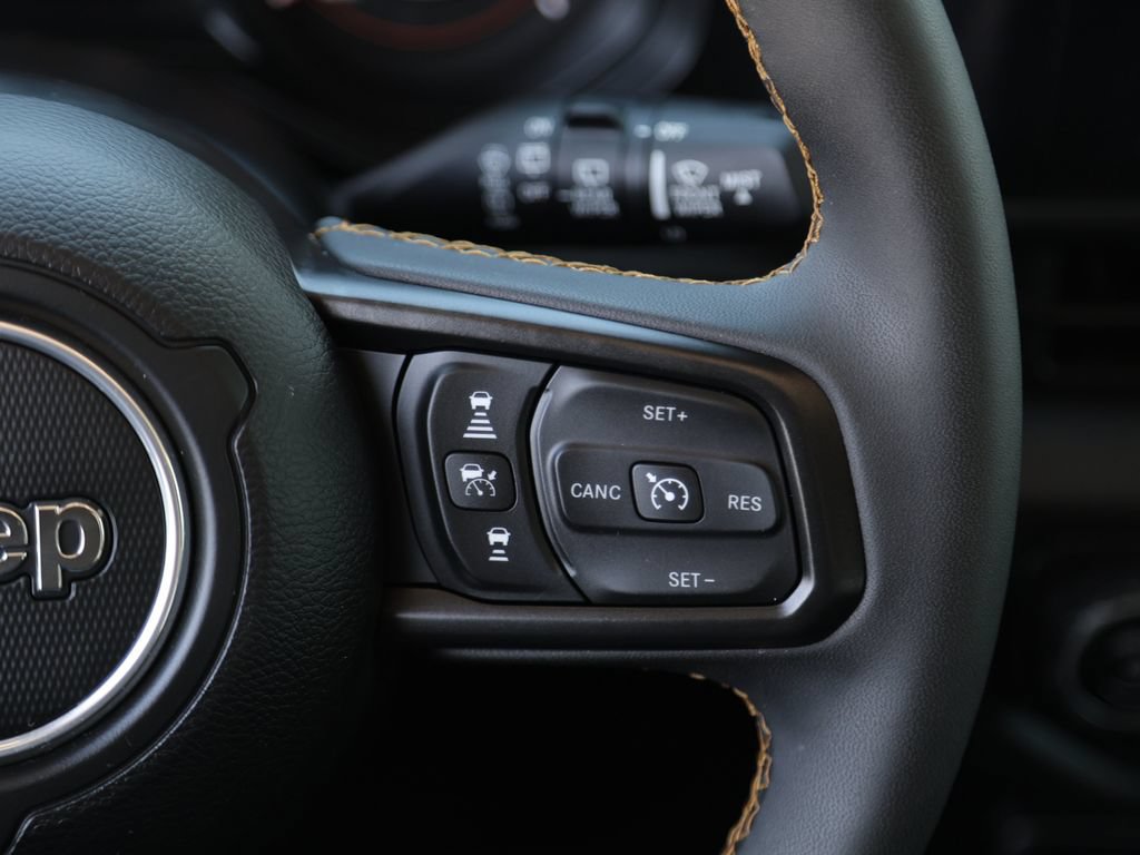 Used 2024 Jeep Wrangler Unlimited Sport AWD/4WD image 14