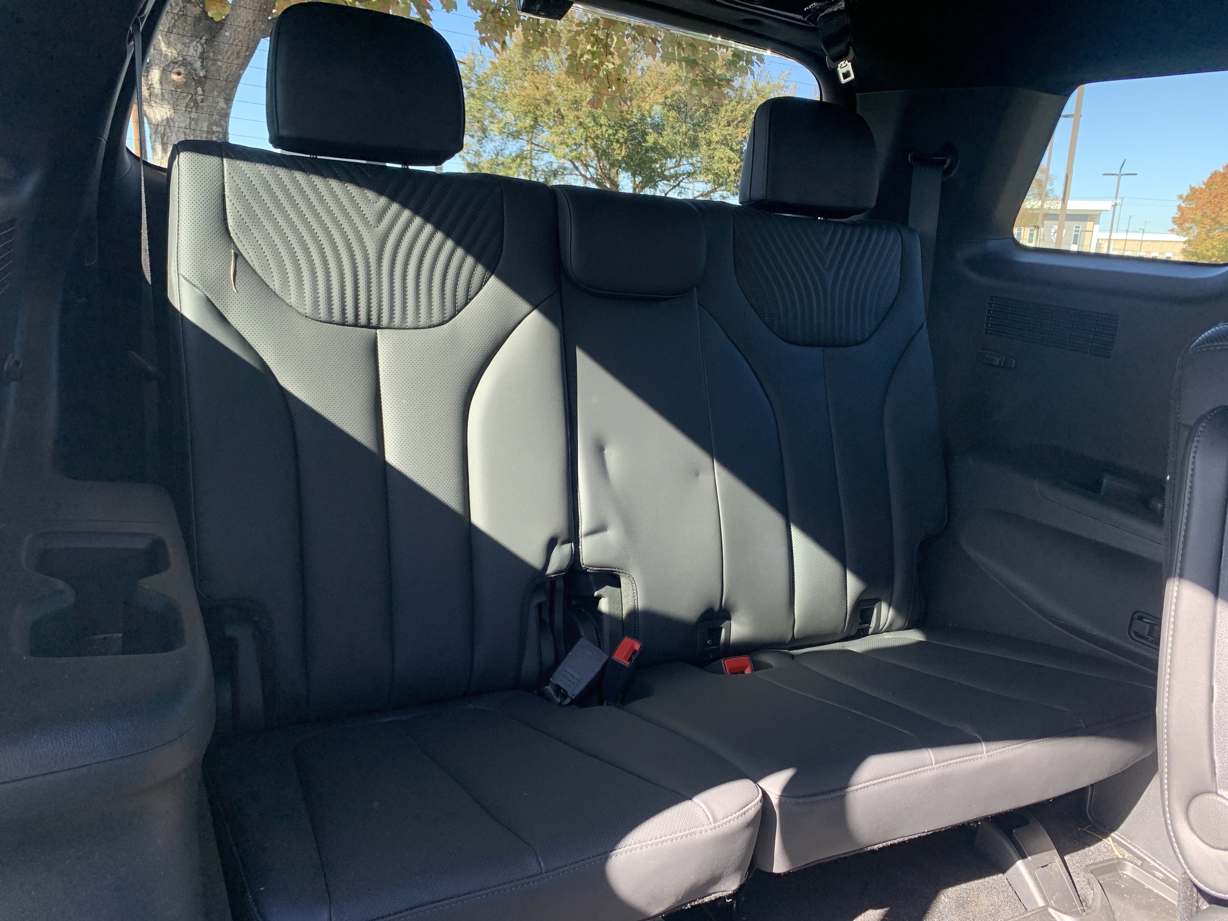 Used 2024 Hyundai Palisade Calligraphy image 33