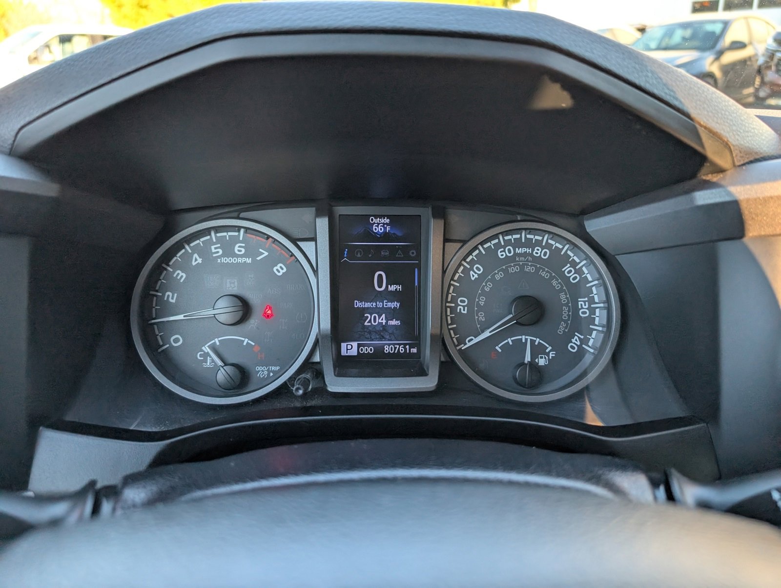 Used 2017 Toyota Tacoma TRD Sport image 4