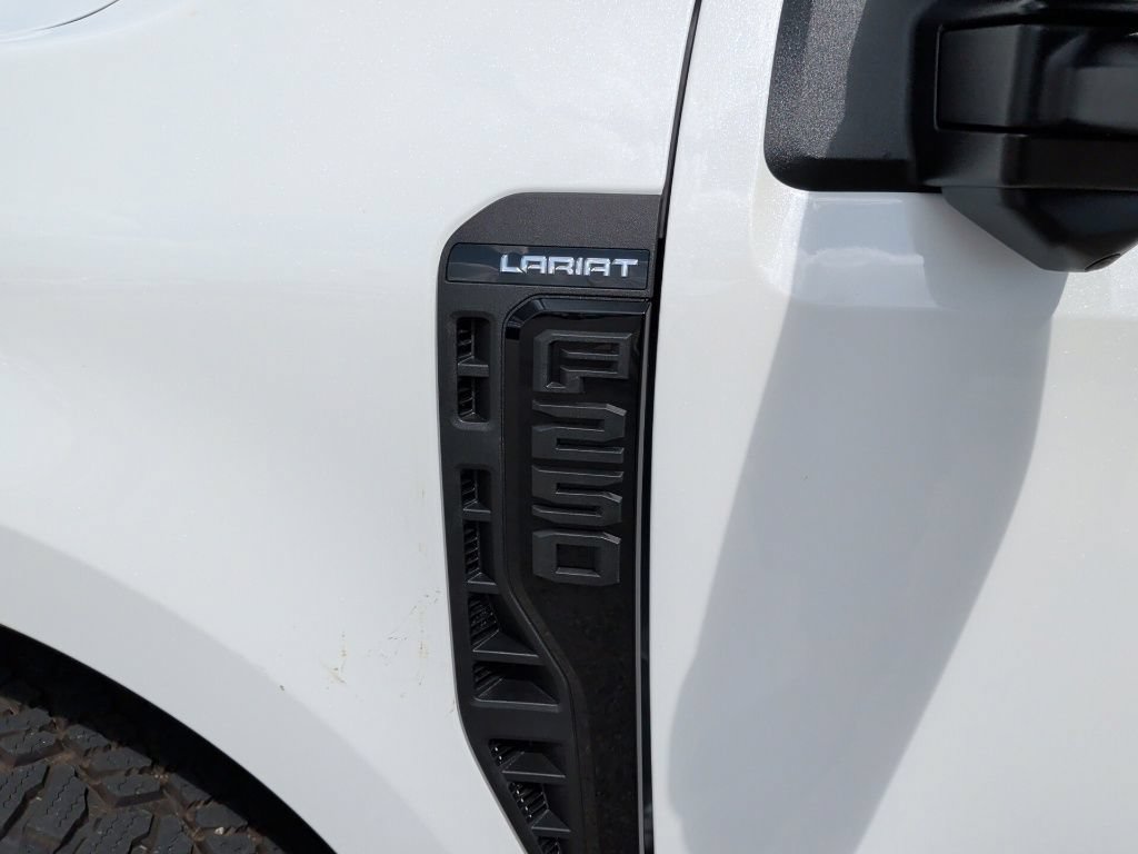 New 2027 Ford F250 Lariat w/ Tremor Off-Road Package AWD/4WD image 48