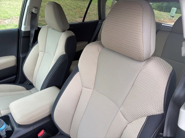Used 2021 Subaru Outback Premium image 12