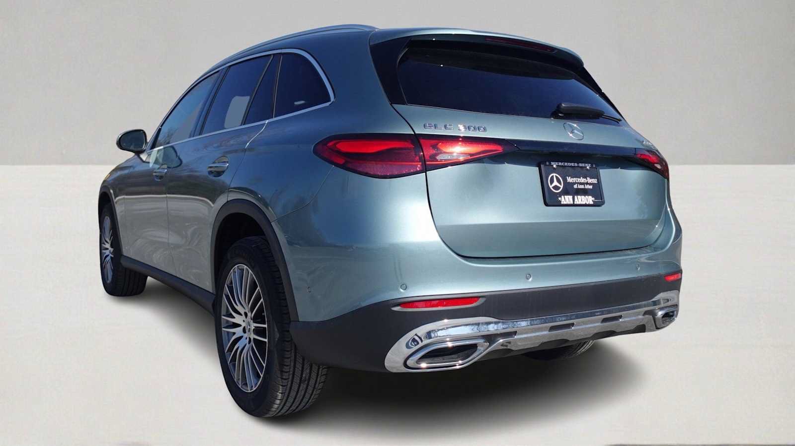 Used 2026 Mercedes-Benz GLC 300 4MATIC image 7