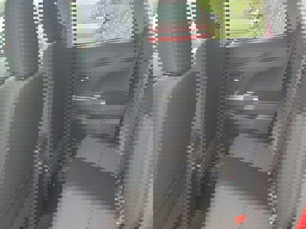 Used 2019 Mitsubishi Outlander Sport ES AWD/4WD image 16