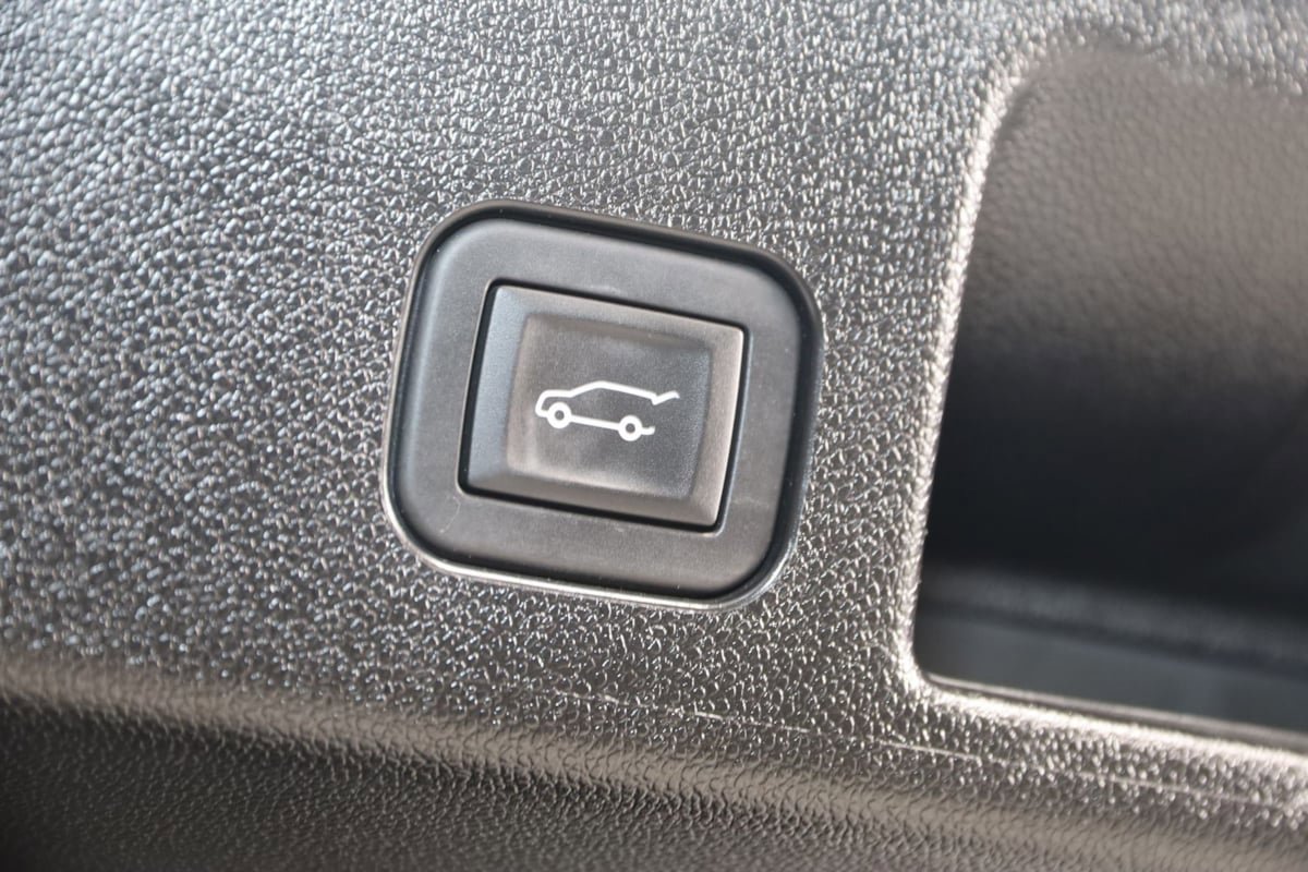 Used 2025 Chevrolet Equinox EV LT FWD image 52