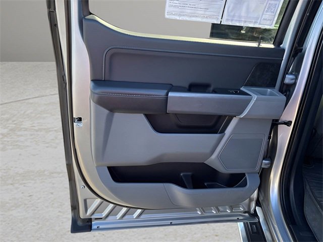 Used 2022 Ford F150 XLT w/ Equipment Group 301A Mid image 17