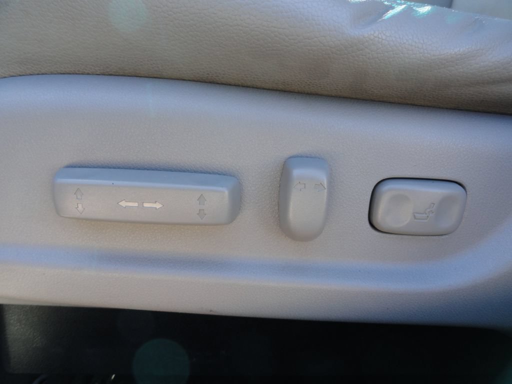 Used 2012 Honda Accord EX-L image 21