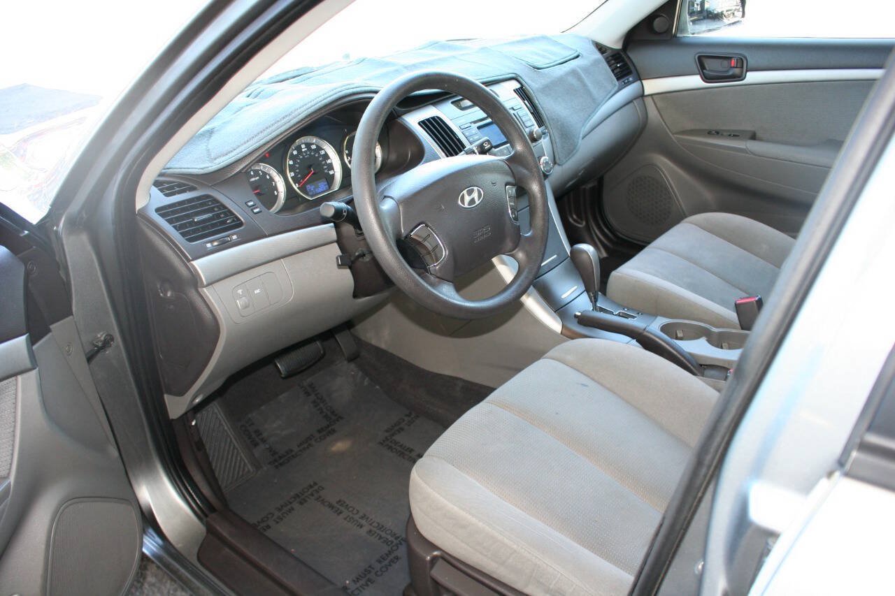 Used 2009 Hyundai Sonata GLS FWD image 13