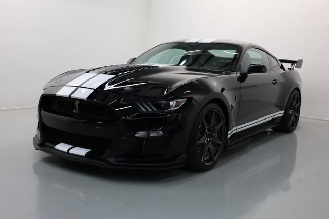Used 2021 Ford Mustang Shelby GT500 w/ Carbon Fiber Track Pack RWD video 1