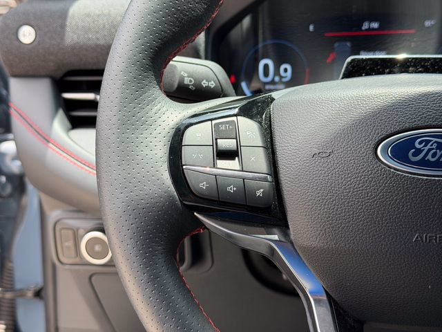 Used 2025 Ford Explorer ST-Line AWD/4WD image 10