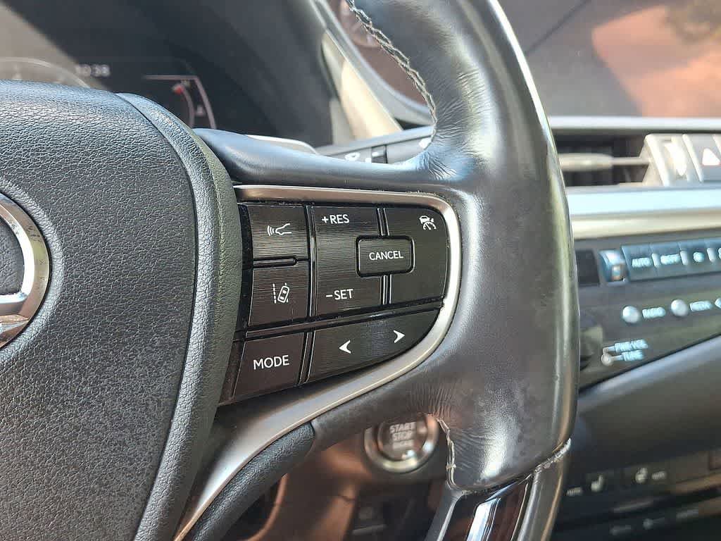 Used 2019 Lexus ES 350 w/ Premium Package FWD image 18