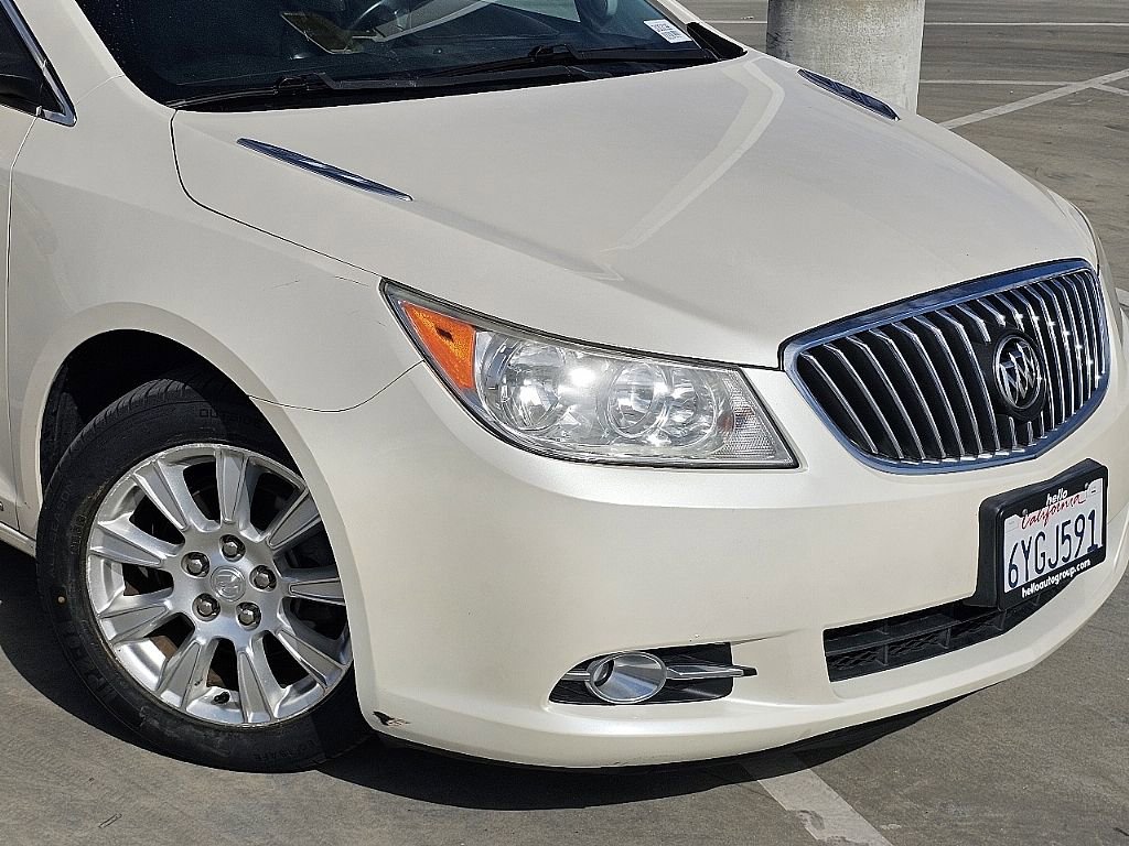 Used 2013 Buick LaCrosse Leather w/ Entertainment Package image 5