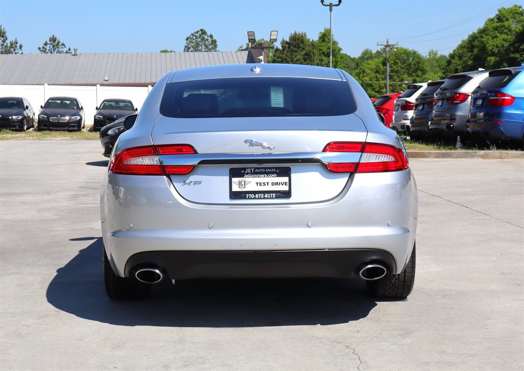 Used 2012 Jaguar XF RWD image 6