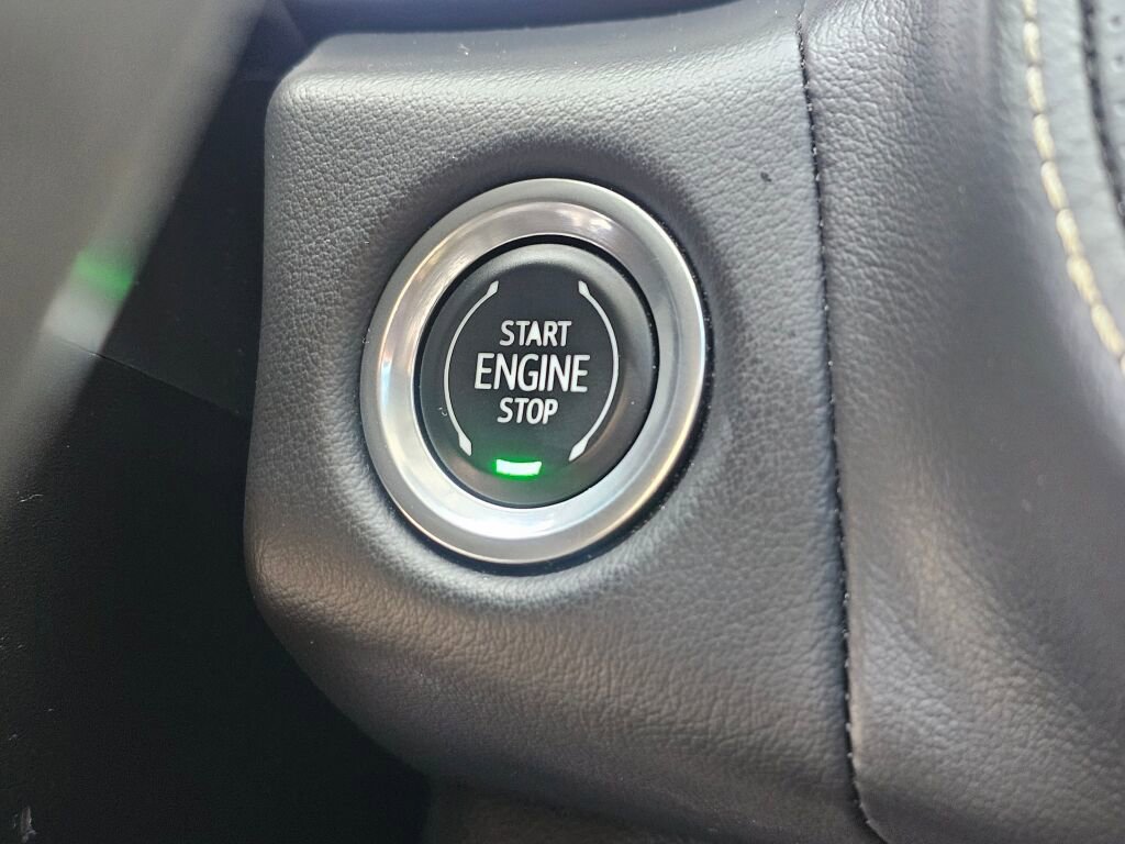 Used 2023 Chevrolet Tahoe Premier image 32