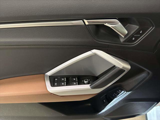 Used 2025 Audi Q3 2.0T Premium w/ Convenience Package image 15