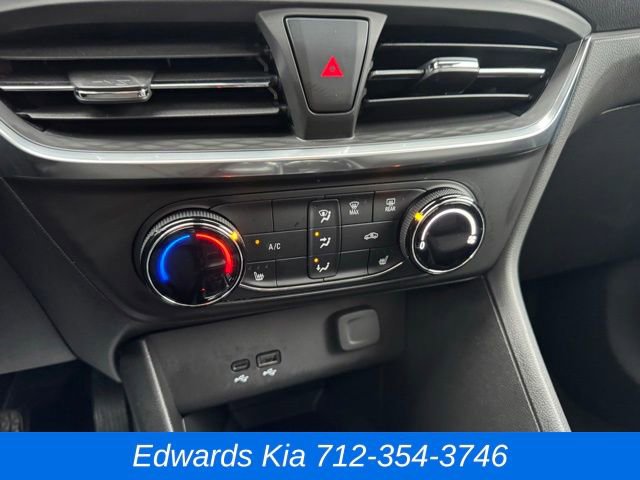 Used 2024 Buick Encore GX Preferred w/ Comfort Package image 29