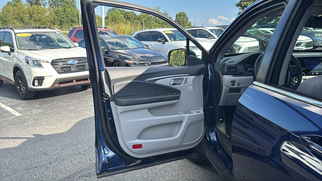 Certified 2023 Honda Ridgeline RTL image 15