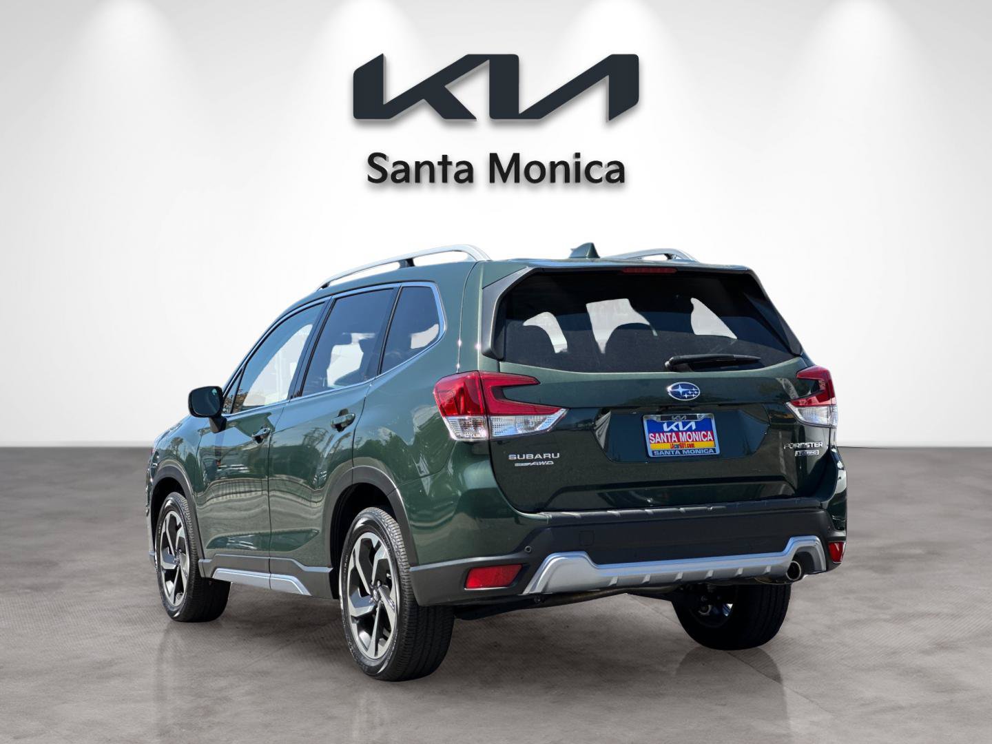 Used 2023 Subaru Forester Touring AWD/4WD image 4