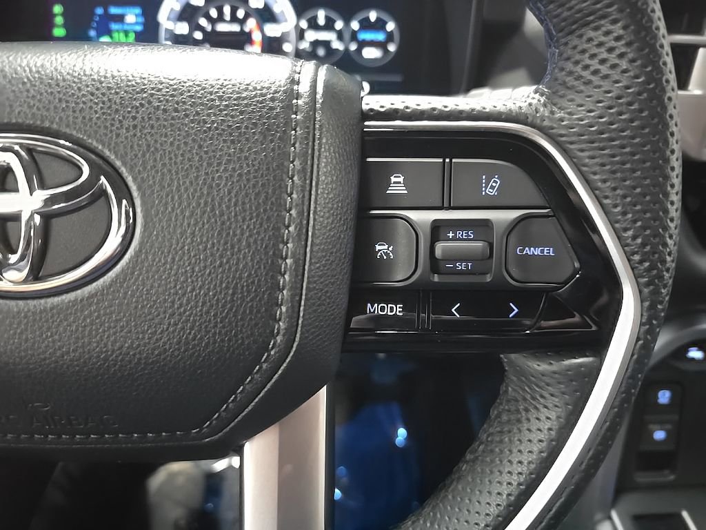 Used 2024 Toyota Sequoia Platinum image 21