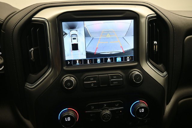 Used 2020 Chevrolet Silverado 1500 LTZ w/ LTZ Premium Package AWD/4WD image 9