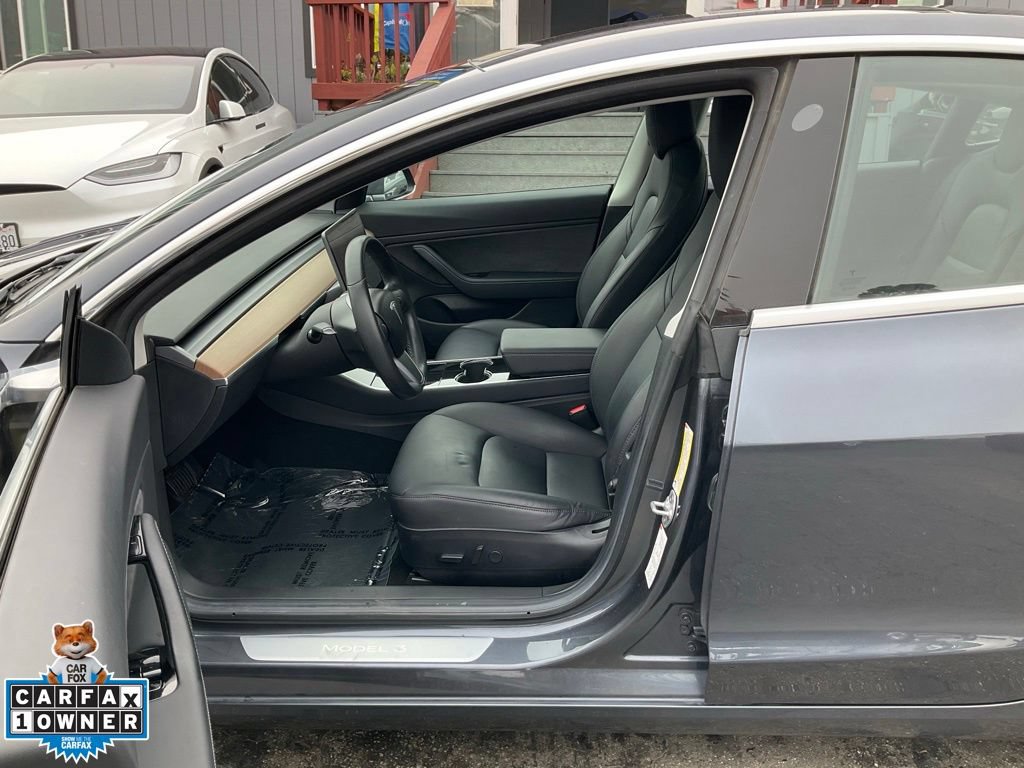 Used 2018 Tesla Model 3 Long Range RWD image 6