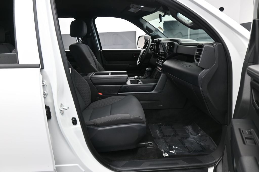Used 2025 Toyota Tundra SR w/ SR Tow Package AWD/4WD image 37