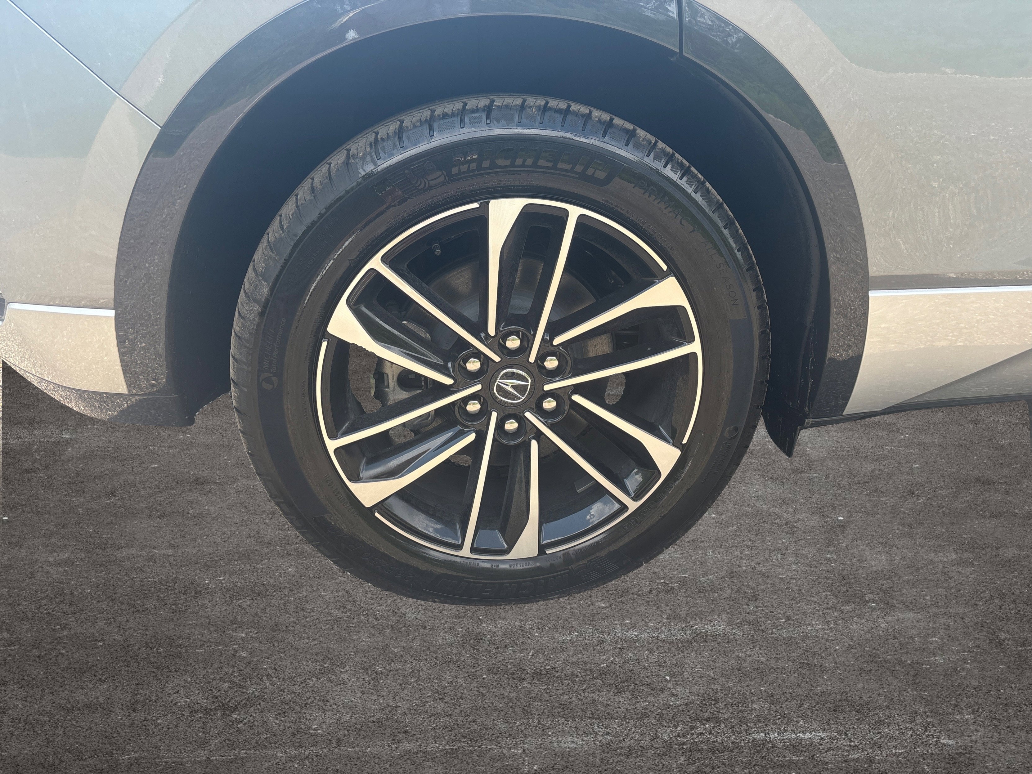 Used 2024 Acura ZDX A-Spec image 33