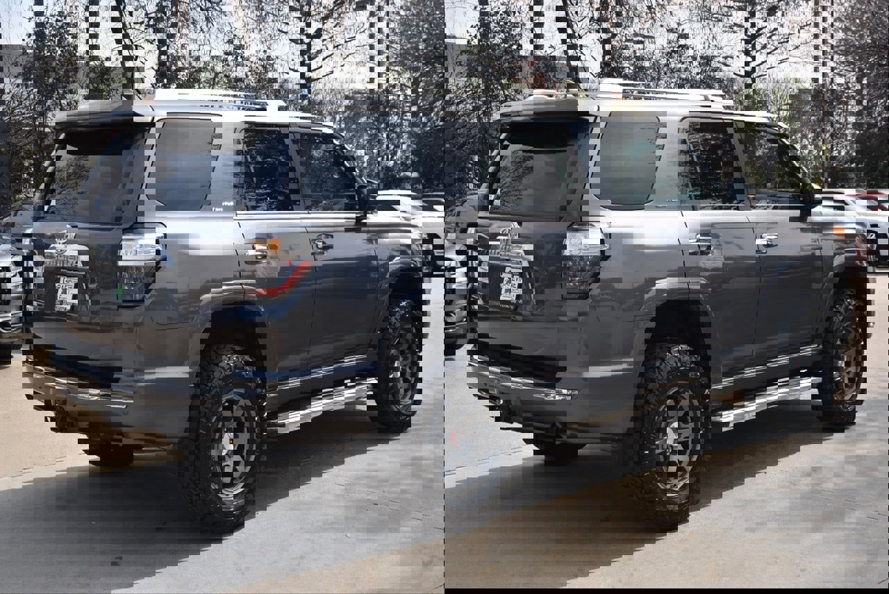 Used 2015 Toyota 4Runner Limited image 7