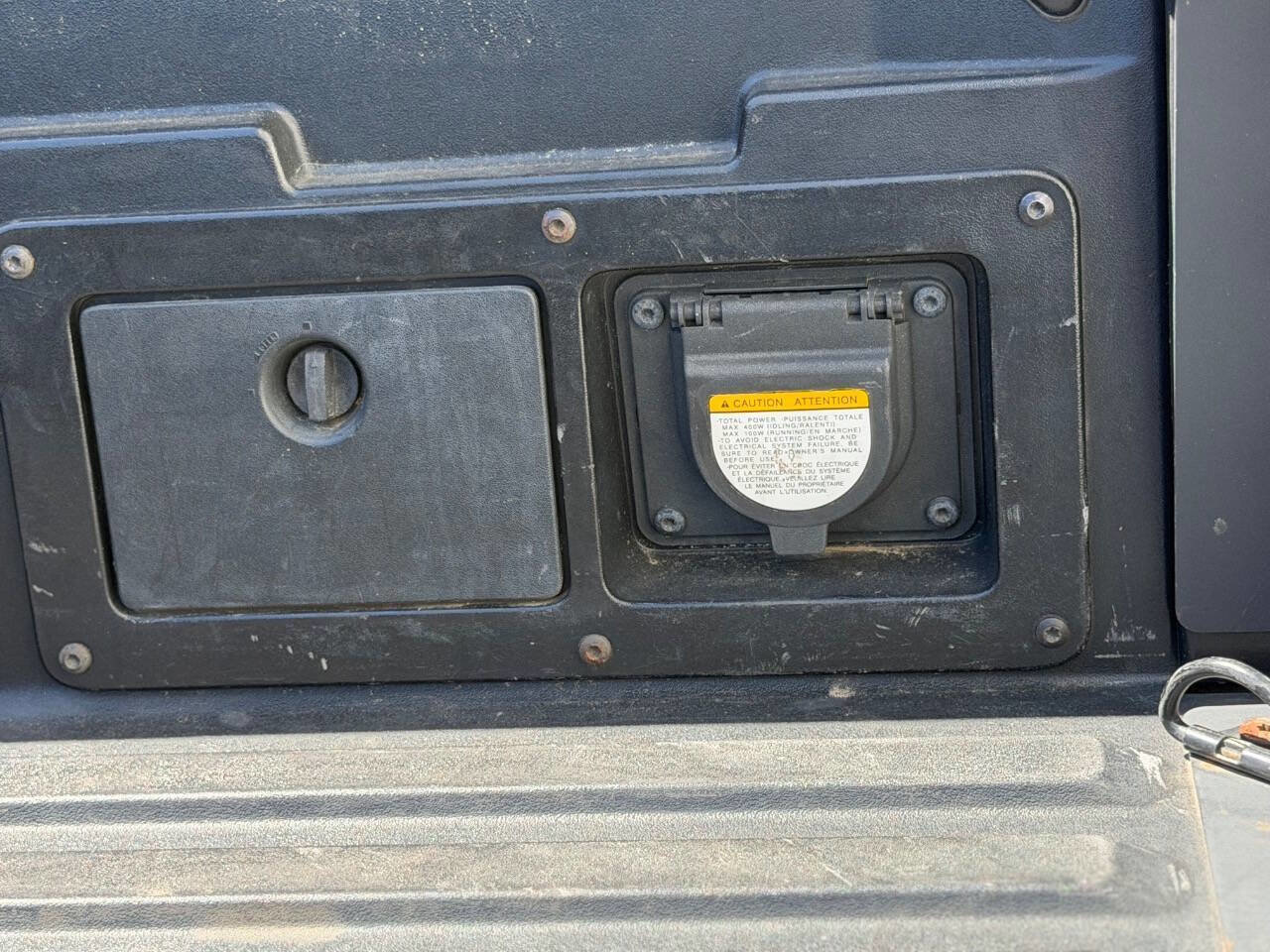 Used 2018 Toyota Tacoma TRD Off-Road image 31