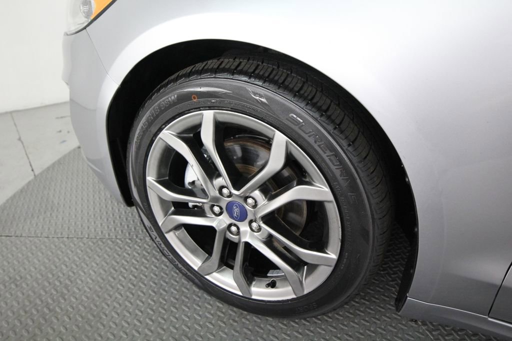 Used 2020 Ford Fusion SEL FWD image 56