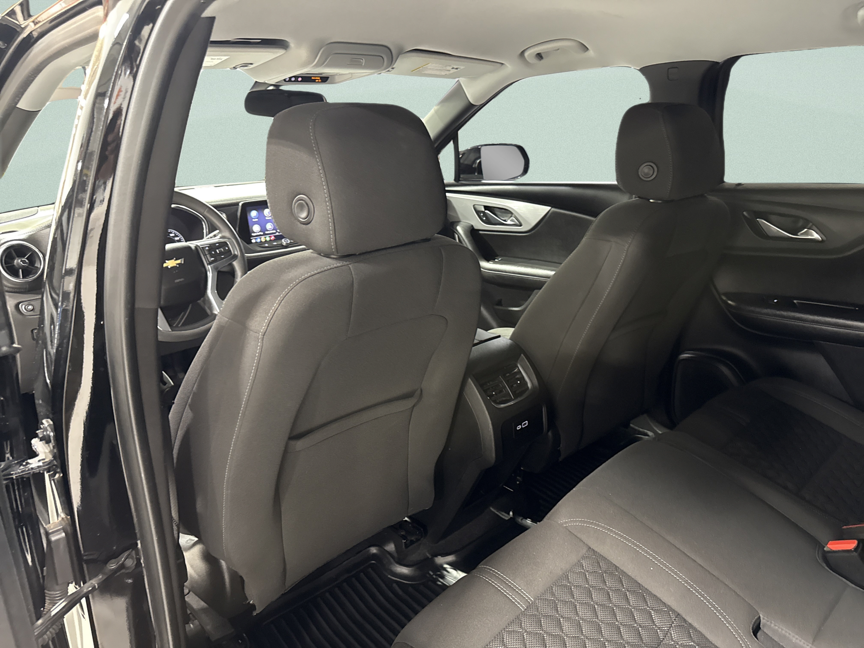 Used 2021 Chevrolet Blazer LT FWD image 27