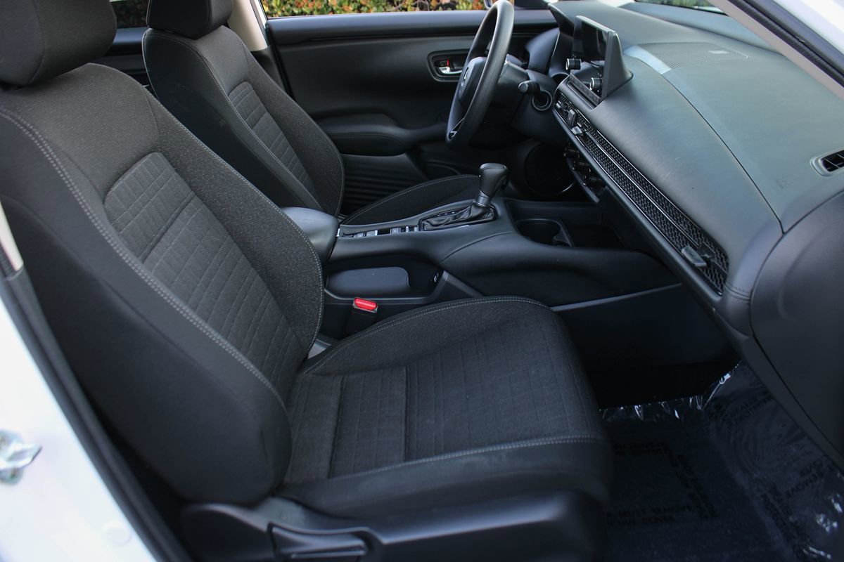 Used 2023 Honda HR-V LX image 23
