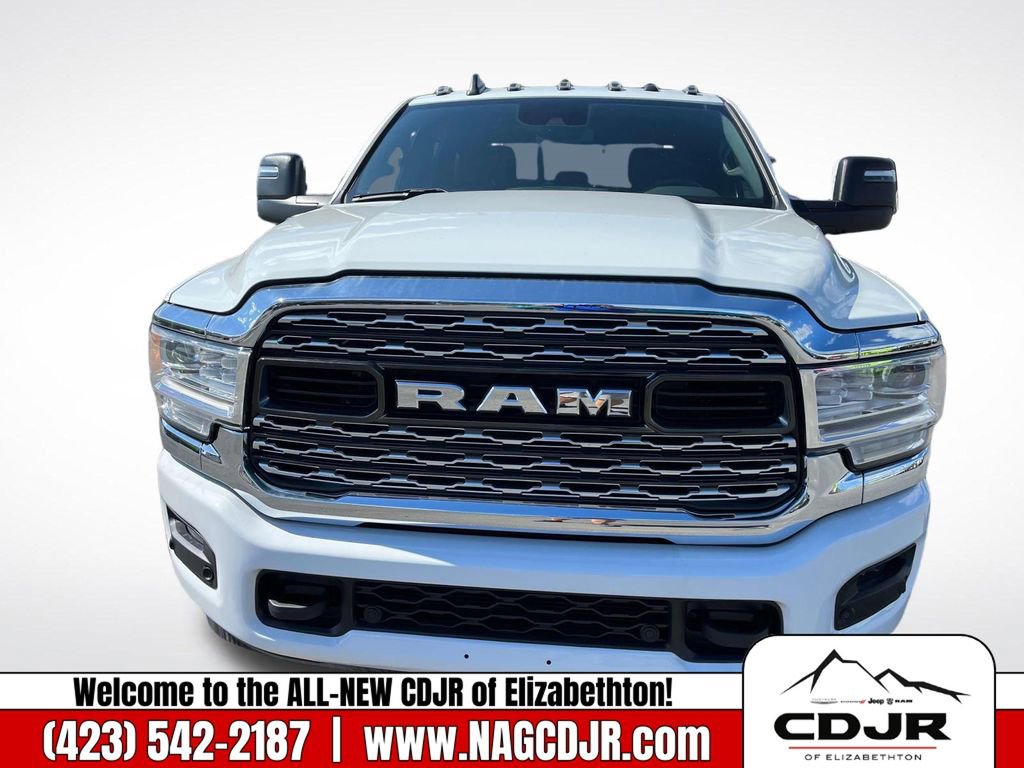 New 2024 RAM 3500 Limited image 9