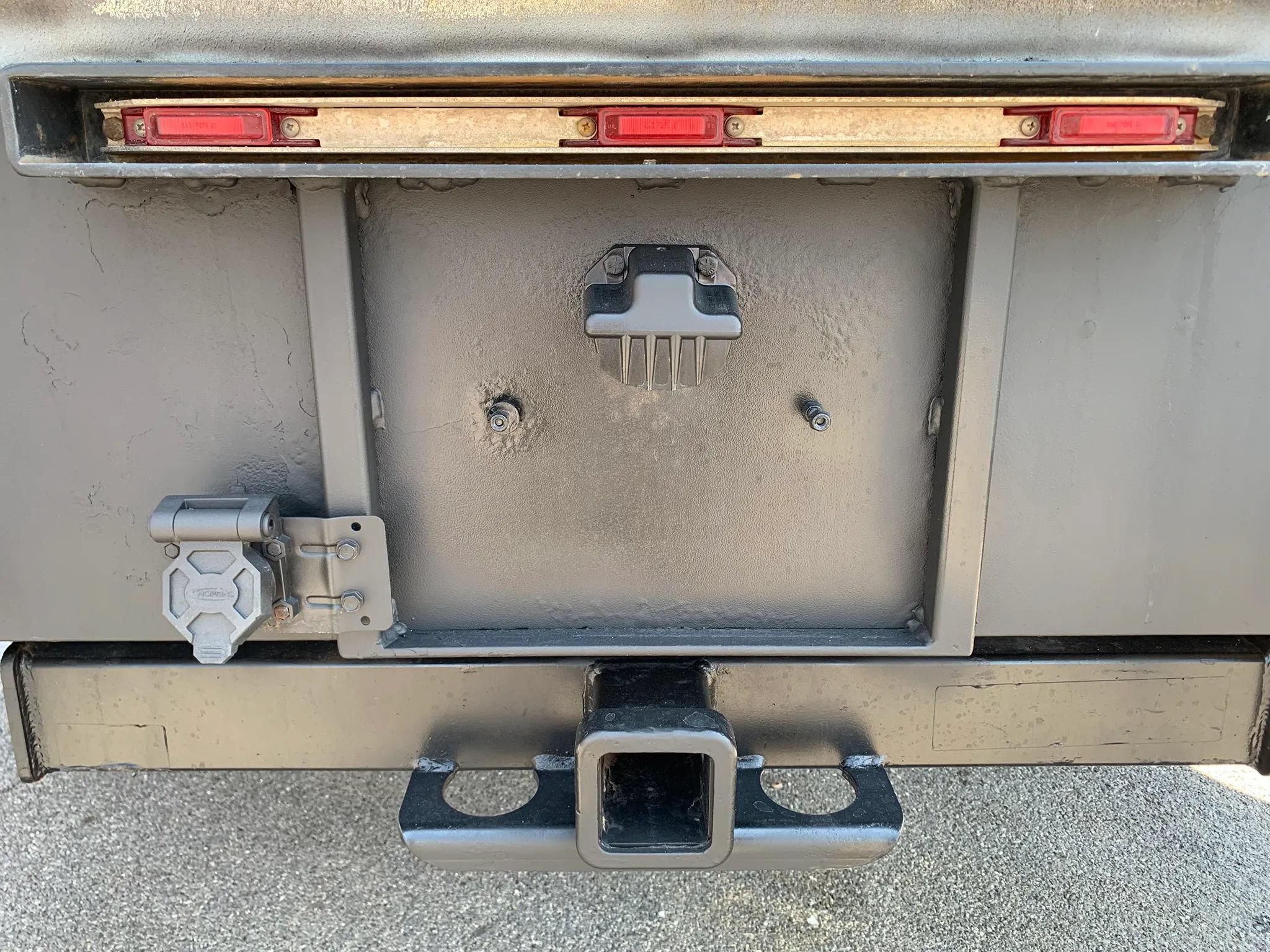 Used 2011 Ford F550 4x4 SuperCab Super Duty w/ PWR Equipment Group image 44