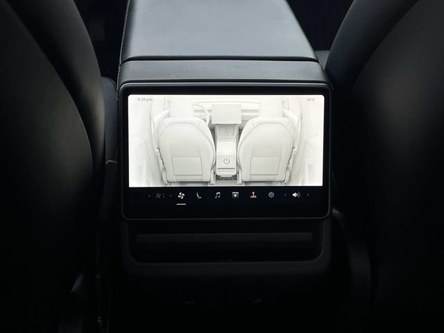 Used 2026 Tesla Model Y Long Range AWD/4WD image 17