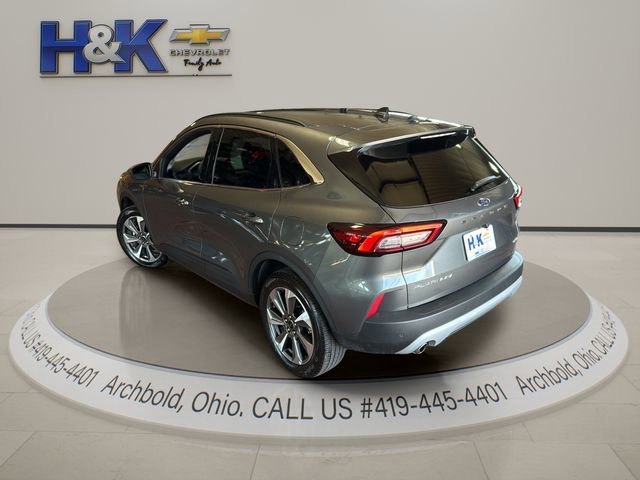 Used 2025 Ford Escape Platinum image 7