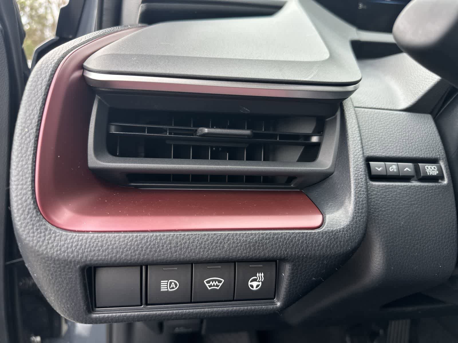 New 2026 Toyota Prius Plug-In Hybrid FWD image 27