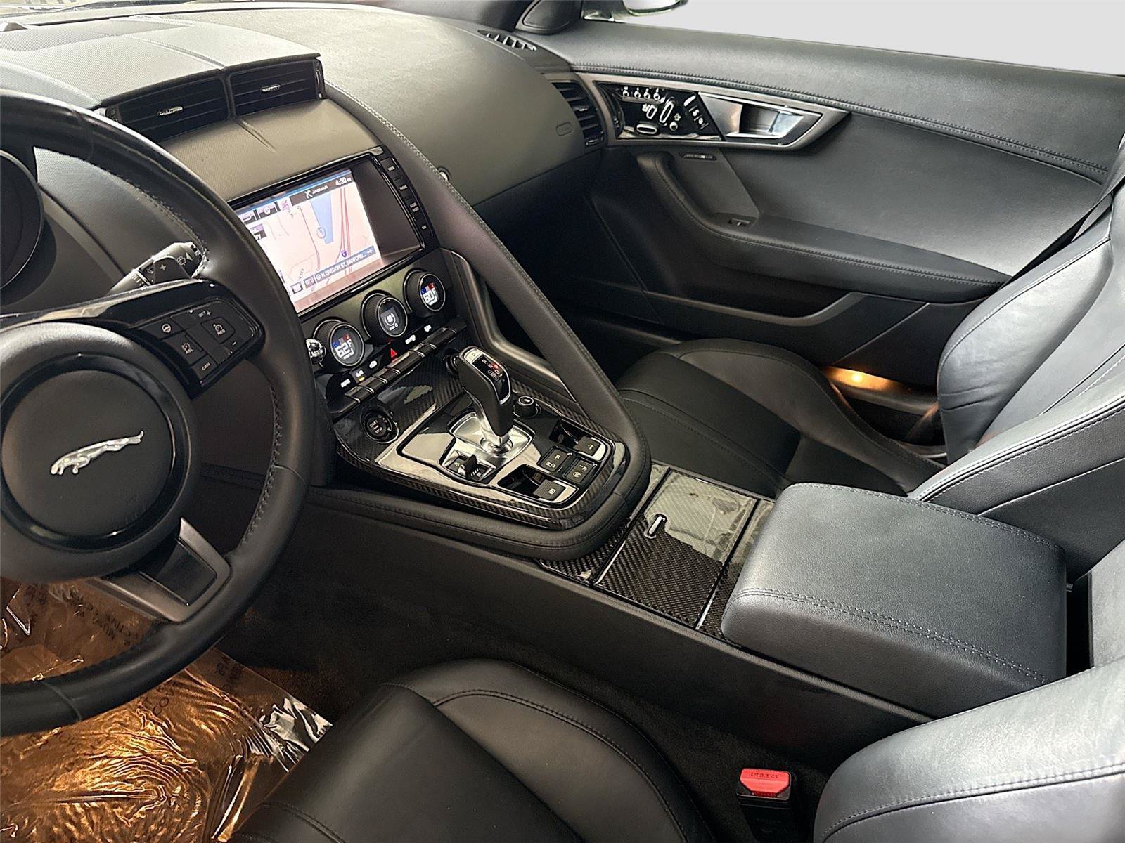 Used 2014 Jaguar F-TYPE Convertible RWD image 23