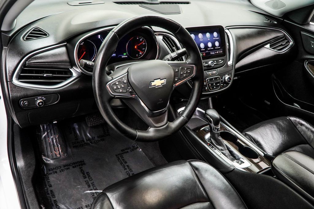 Used 2024 Chevrolet Malibu LT FWD image 15