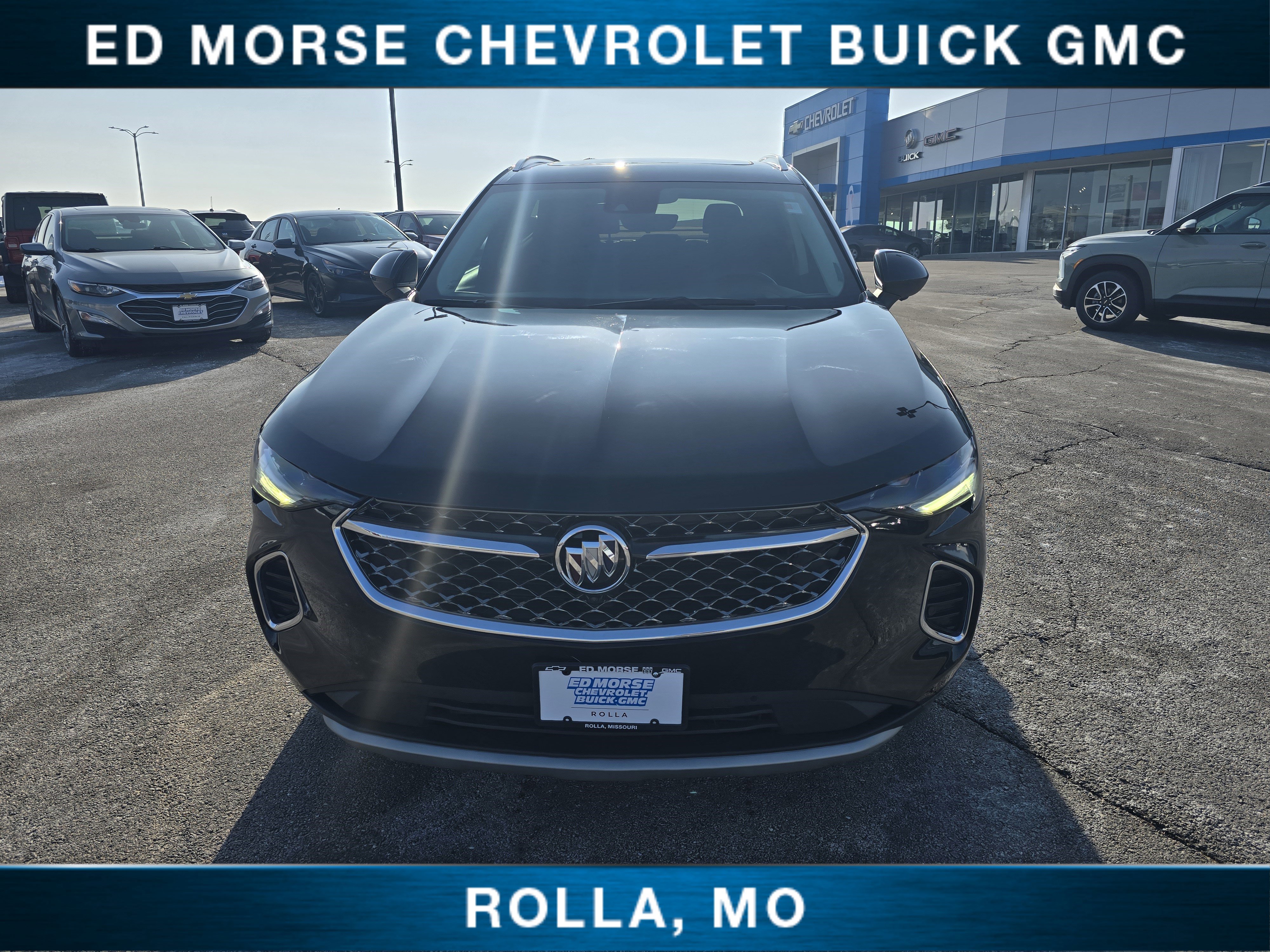 Used 2023 Buick Envision Avenir image 8