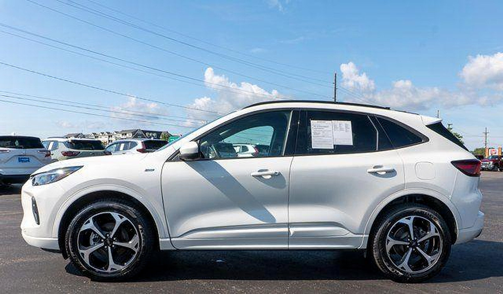 Used 2026 Ford Escape ST-Line Elite w/ Premium Technology Package AWD/4WD image 9