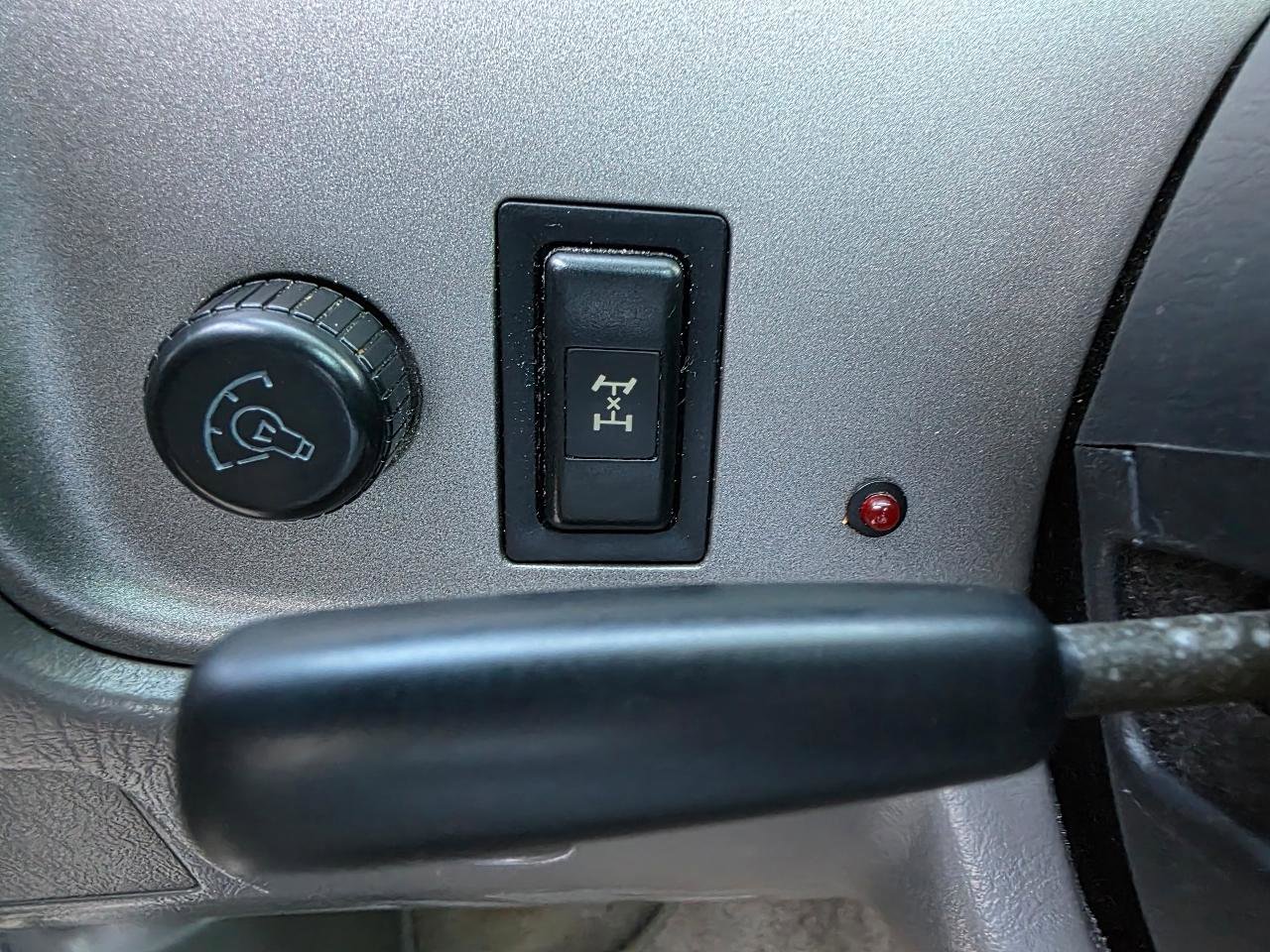 Used 2001 Toyota 4Runner SR5 image 15