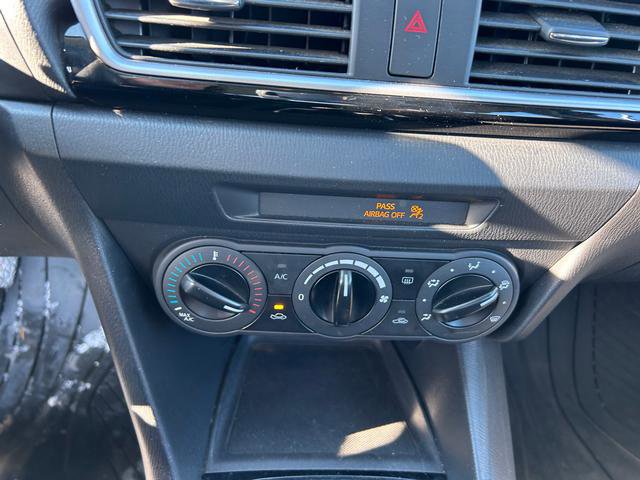 Used 2016 MAZDA MAZDA3 i Sport image 15