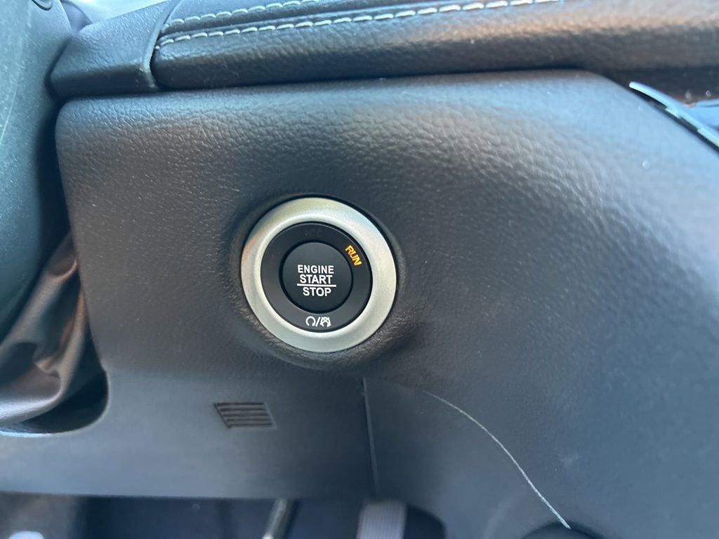 New 2026 Chrysler Pacifica Limited w/ S Appearance Package image 28