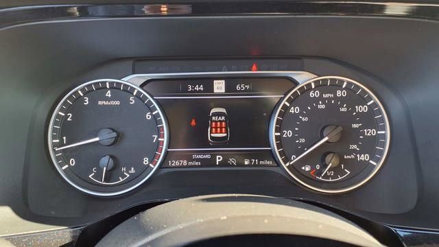 Used 2025 Nissan Pathfinder SL image 36