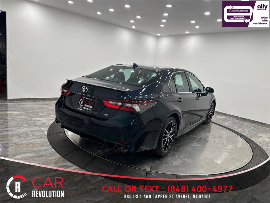 Used 2021 Toyota Camry SE FWD image 7
