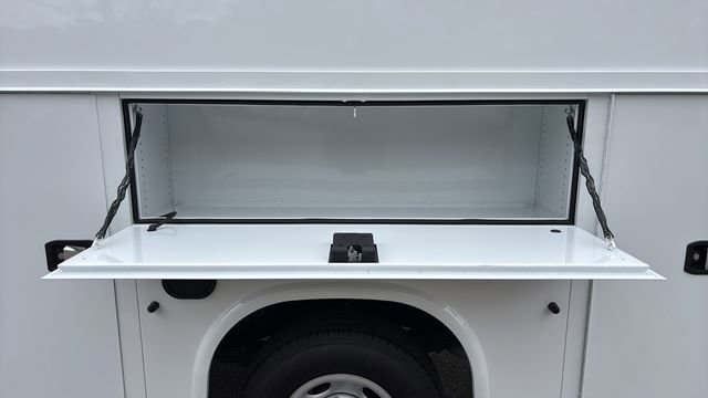New 2025 Chevrolet Express 3500 w/ Power Convenience Package RWD image 17