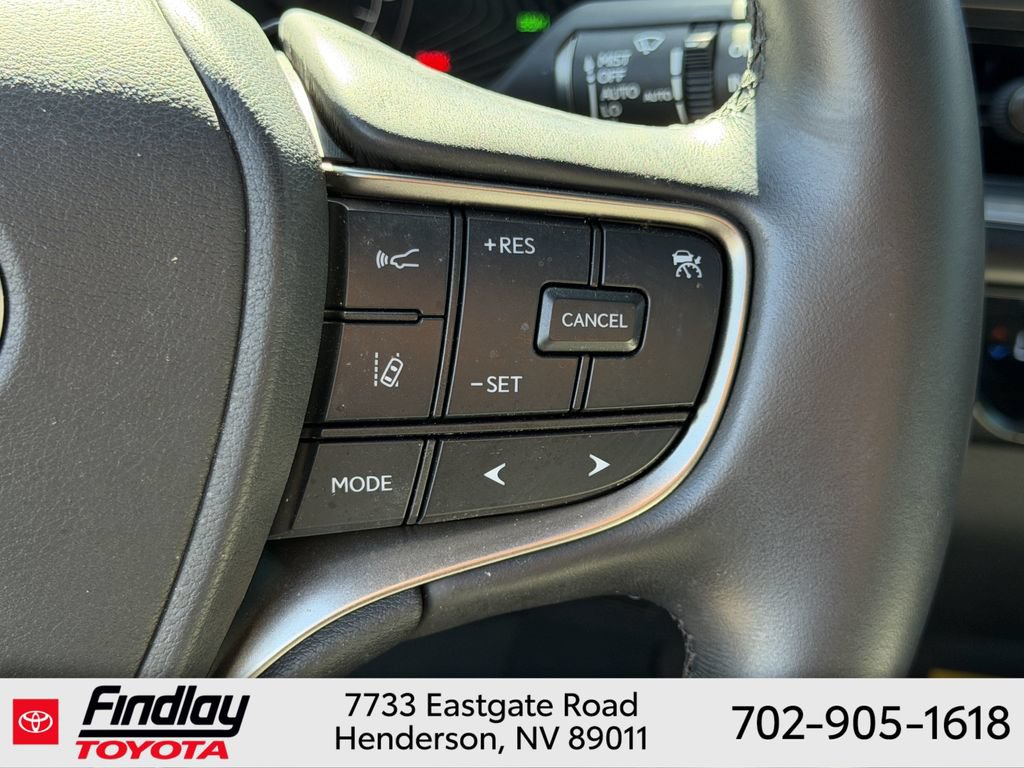 Used 2024 Lexus UX 250h F Sport FWD image 26
