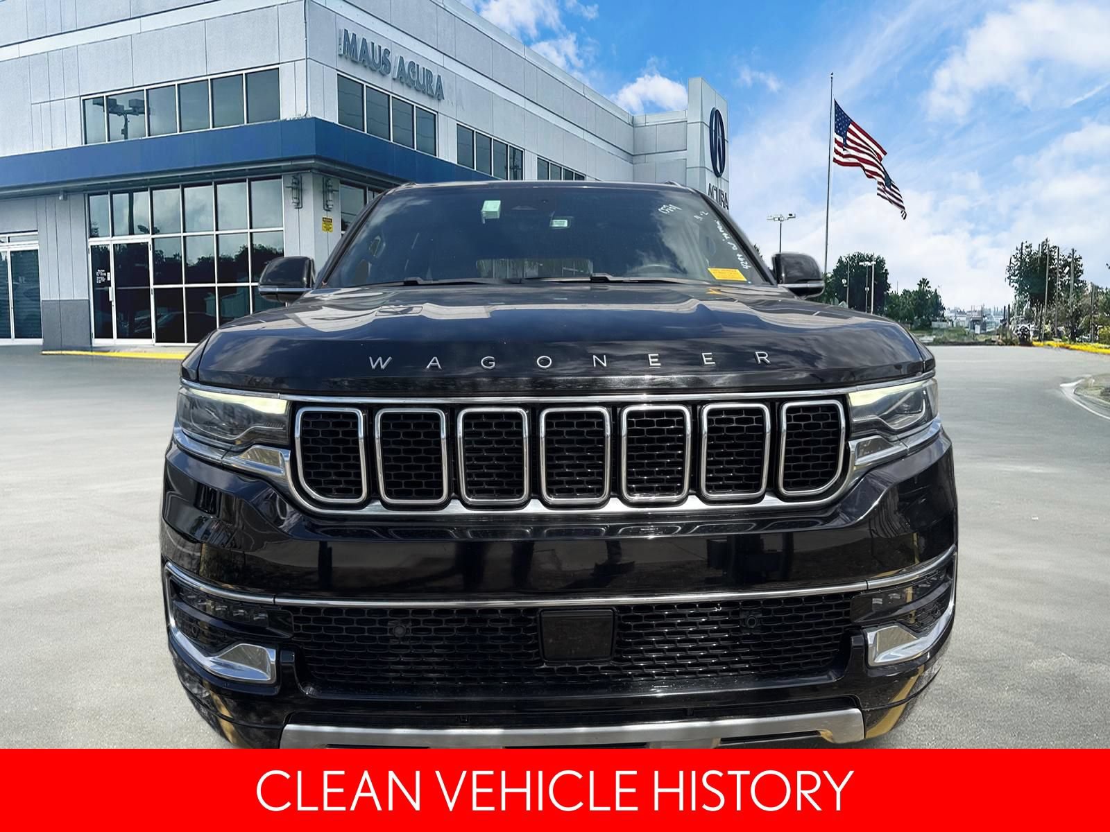 Used 2023 Jeep Wagoneer L Series II AWD/4WD image 4