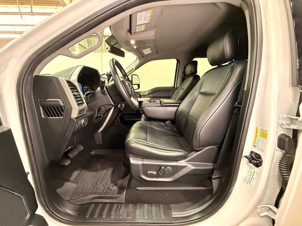Used 2019 Ford F350 Lariat w/ Lariat Value Package AWD/4WD image 15