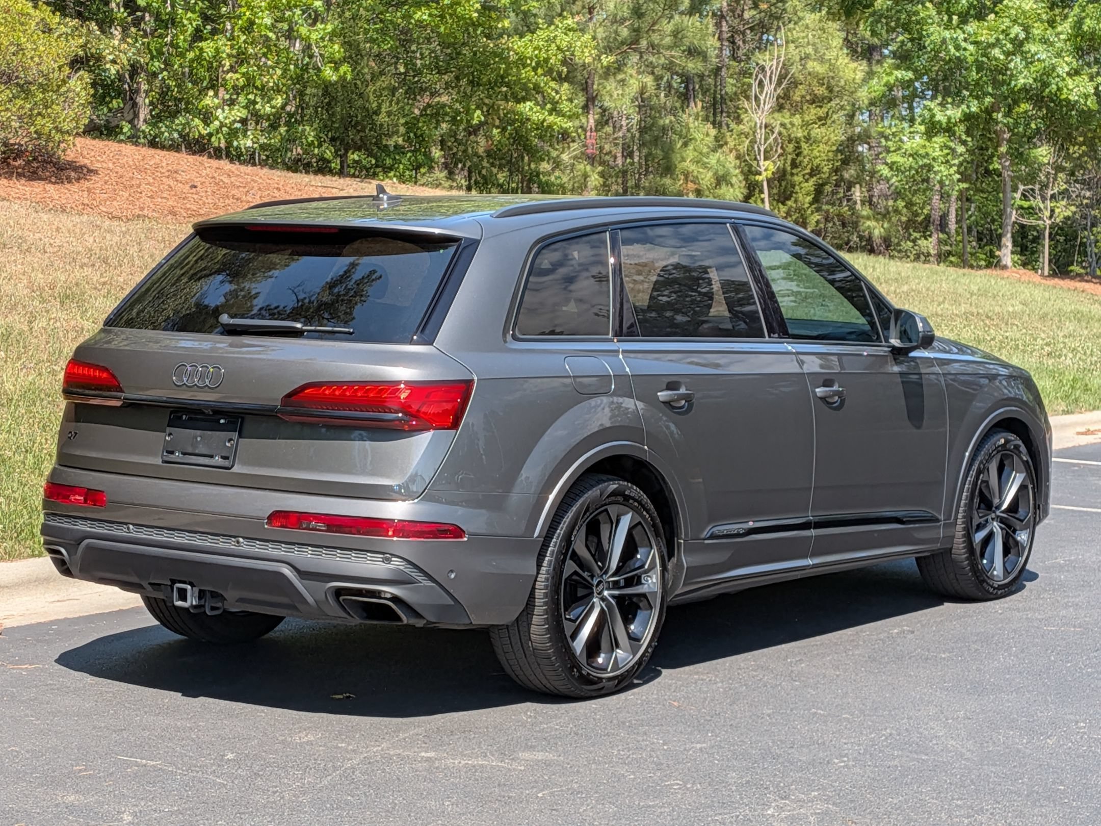Used 2025 Audi Q7 3.0T Prestige AWD/4WD image 33